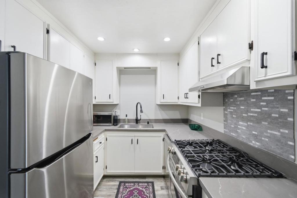 38228 Paseo Padre Parkway 10 Property Photo 4