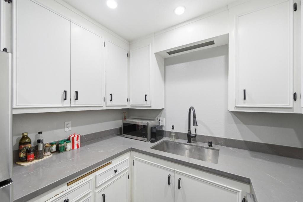 38228 Paseo Padre Parkway 10 Property Photo 5