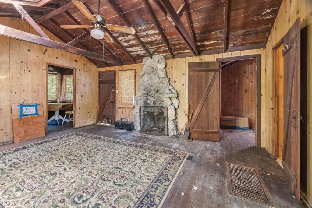 17925 Highway 9 Property Photo 3