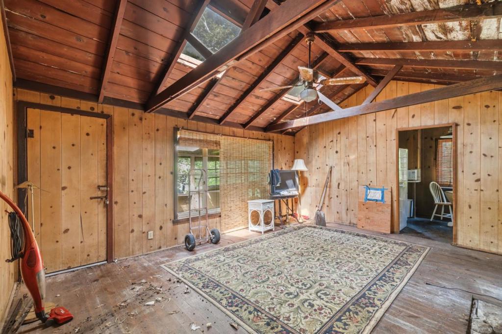 17925 Highway 9 Property Photo 5