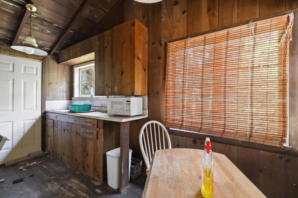 17925 Highway 9 Property Photo 8