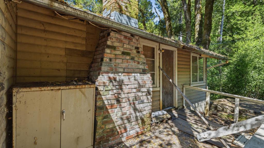 17925 Highway 9 Property Photo 18
