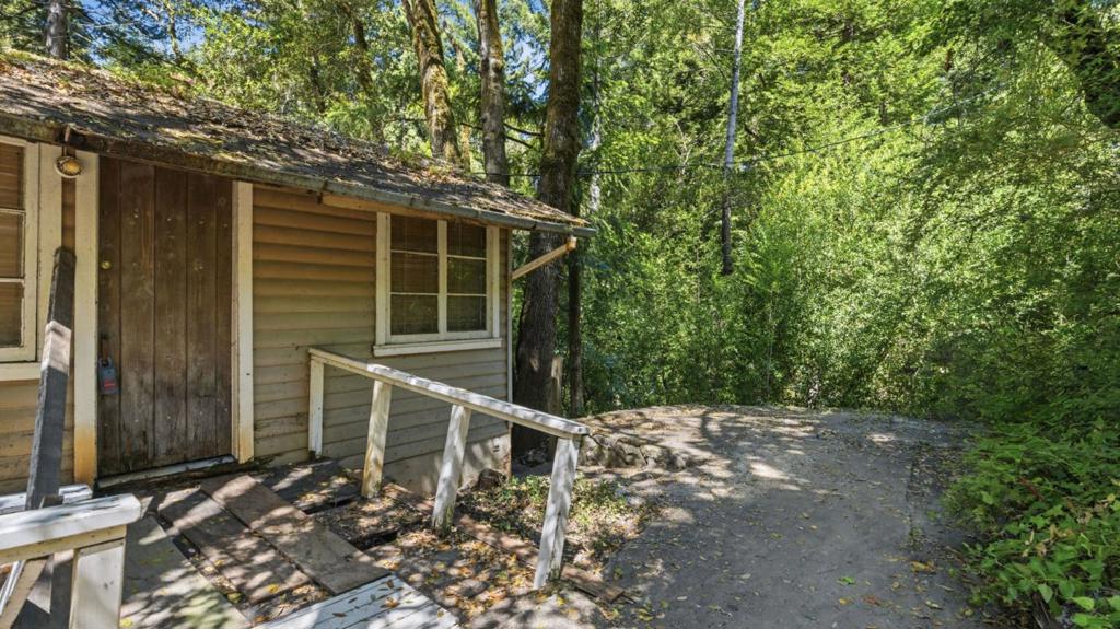 17925 Highway 9 Property Photo 28