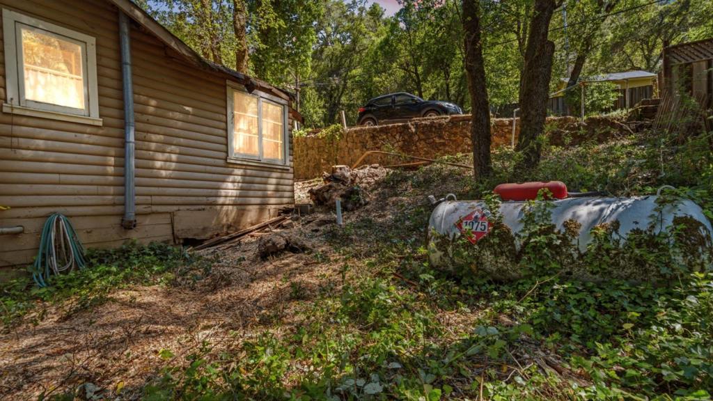 17925 Highway 9 Property Photo 48