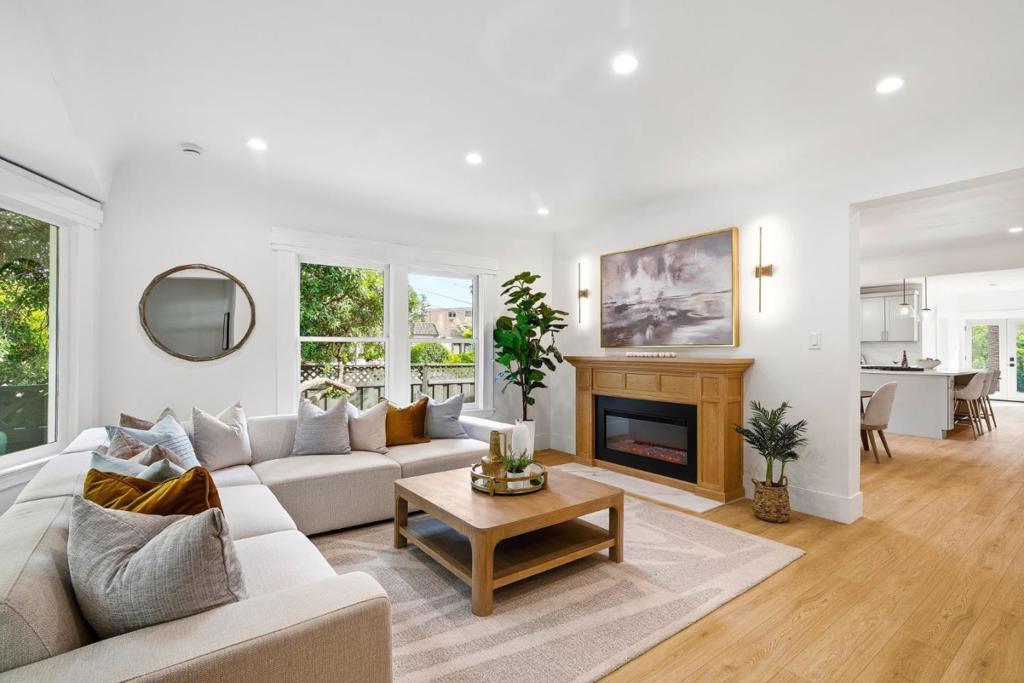 1081 Bird Avenue Property Photo 1