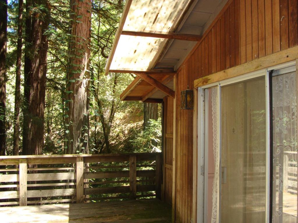 7150 Croy Road Property Photo 7