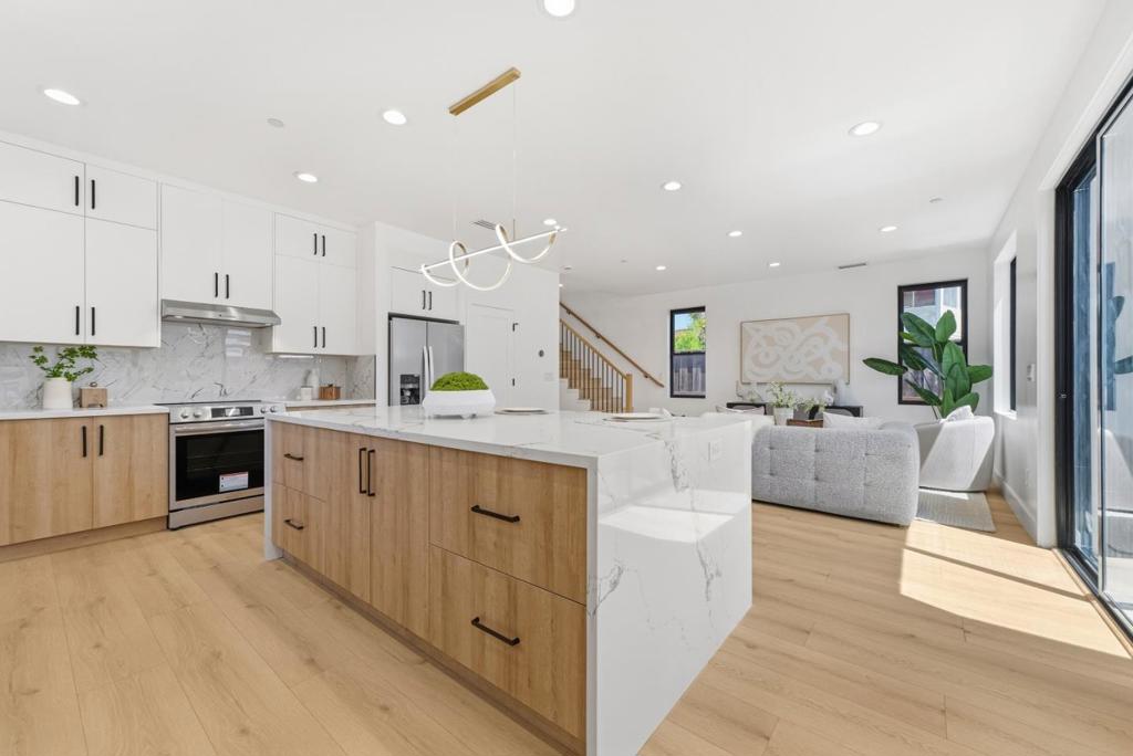 Sequoia Avenue Property Photo 10
