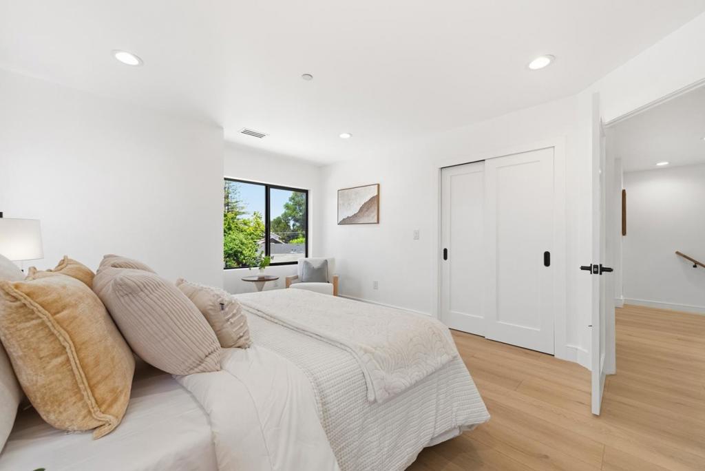 Sequoia Avenue Property Photo 20