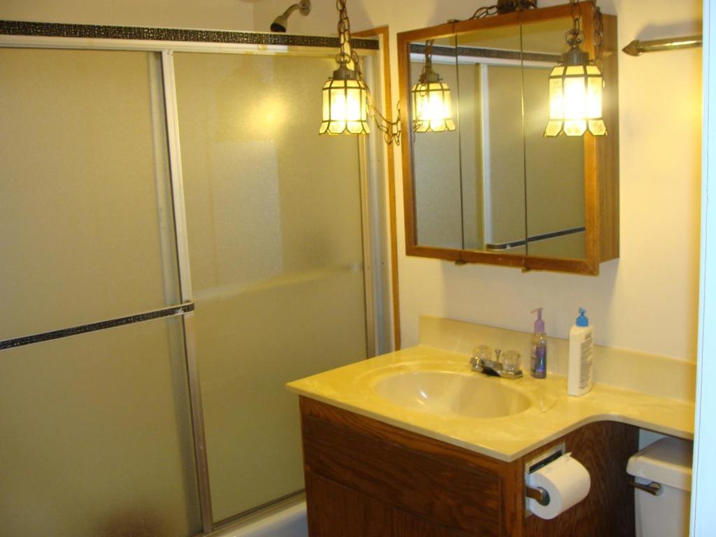 7150 Croy Road A Property Photo 27