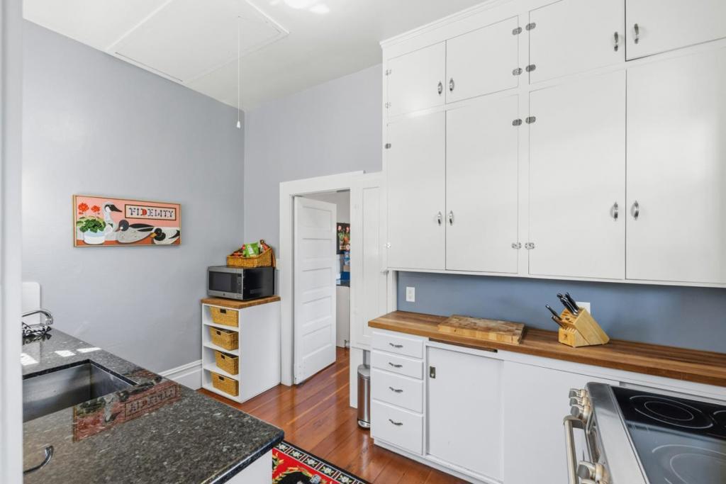 215 Lobos Avenue Property Photo 16