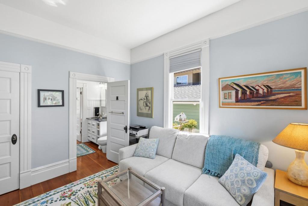215 Lobos Avenue Property Photo 27