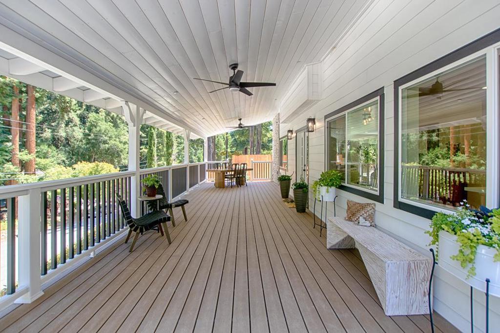 341 Lake Drive Property Photo 12