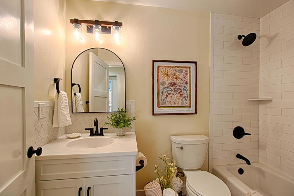 341 Lake Drive Property Photo 29