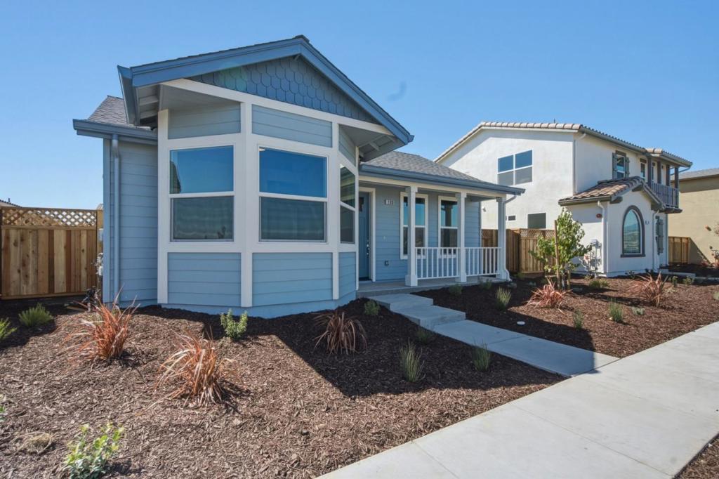 133 Carmona Drive Property Photo 3