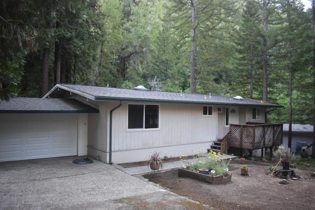 14 Fernwood Drive Property Photo 1