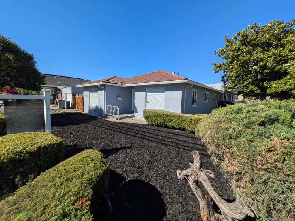 194 S 24th Street Property Photo 2
