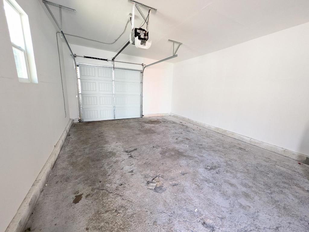 194 S 24th Street Property Photo 28
