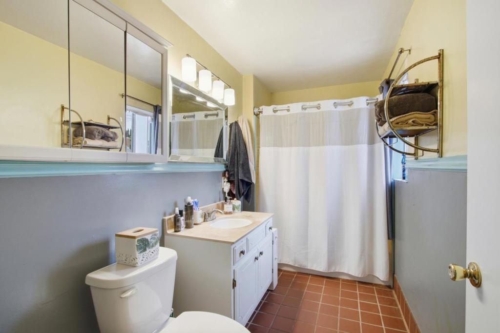 346 Waverly Street Property Photo 14