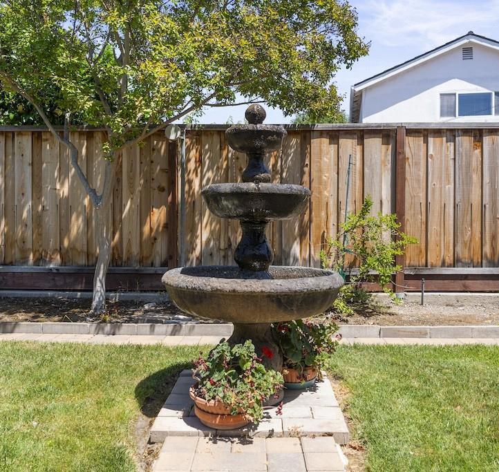 10730 La Roda Drive Property Photo 33