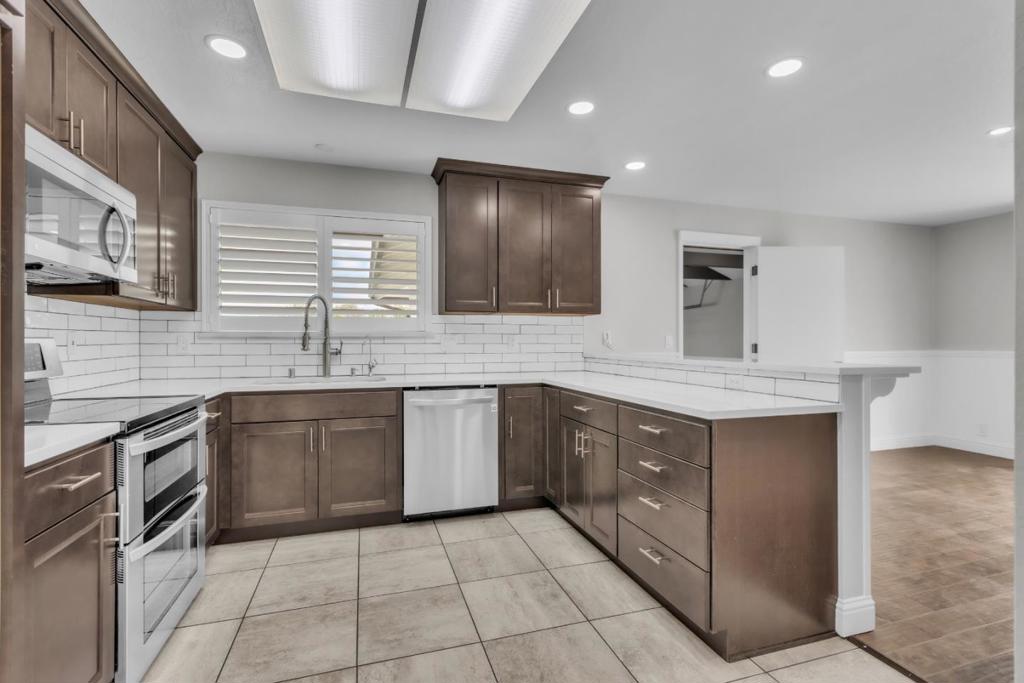 1268 La Mirada Drive Property Photo 17