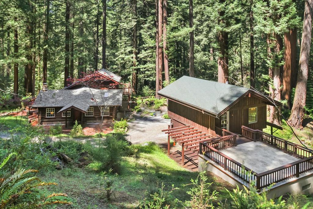 131 Buss Road Property Photo 2