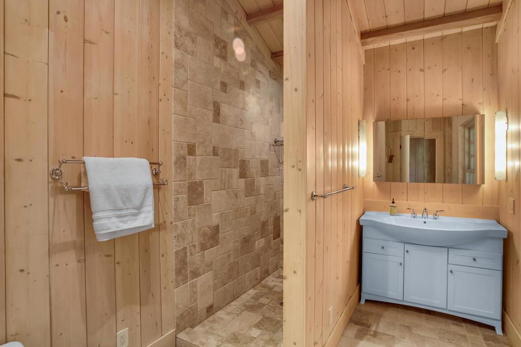 131 Buss Road Property Photo 25