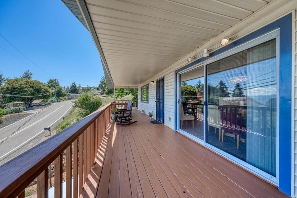 3401 Riviera West Drive Property Photo 34