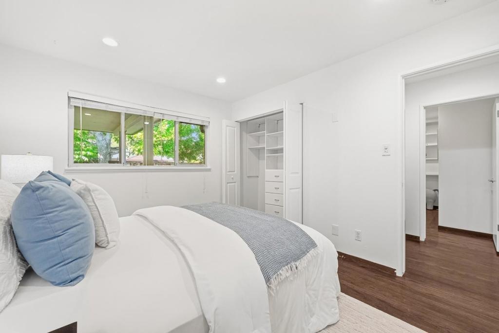 330 Hillview Drive Property Photo 23