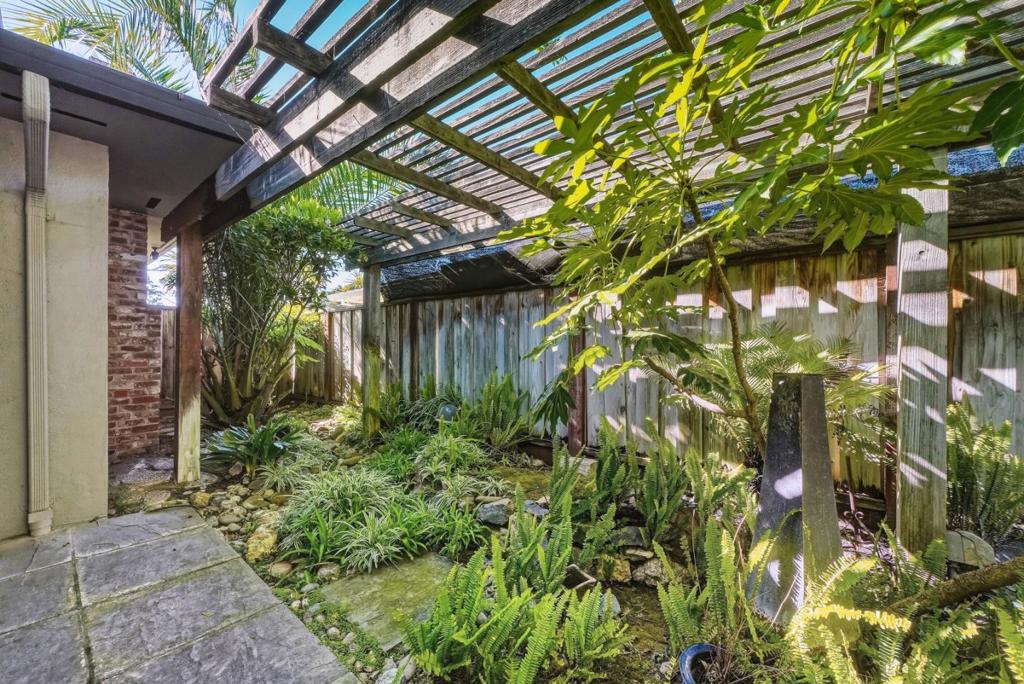 330 Hillview Drive Property Photo 30