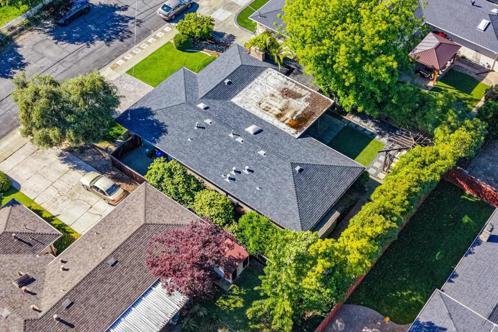 330 Hillview Drive Property Photo 44