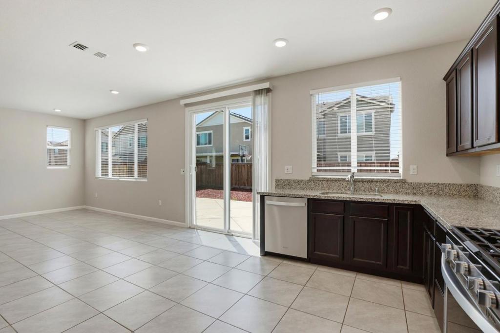 221 Caputo Circle Property Photo 14