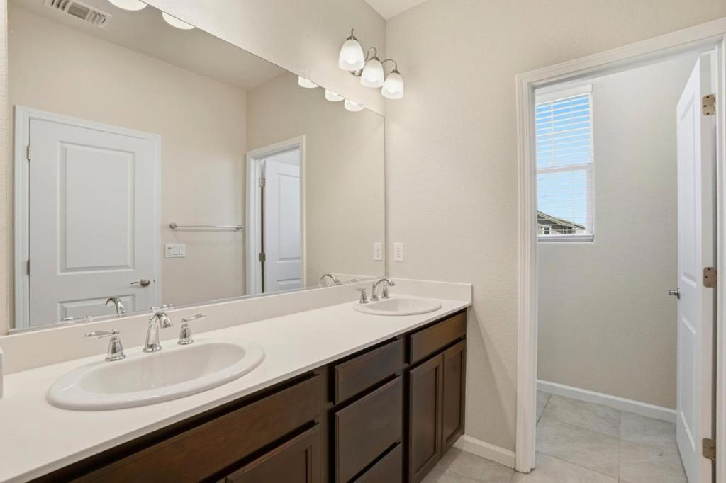221 Caputo Circle Property Photo 36