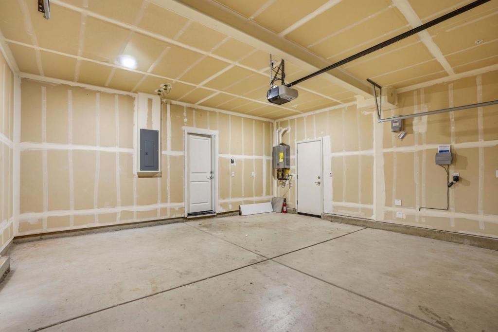 221 Caputo Circle Property Photo 38