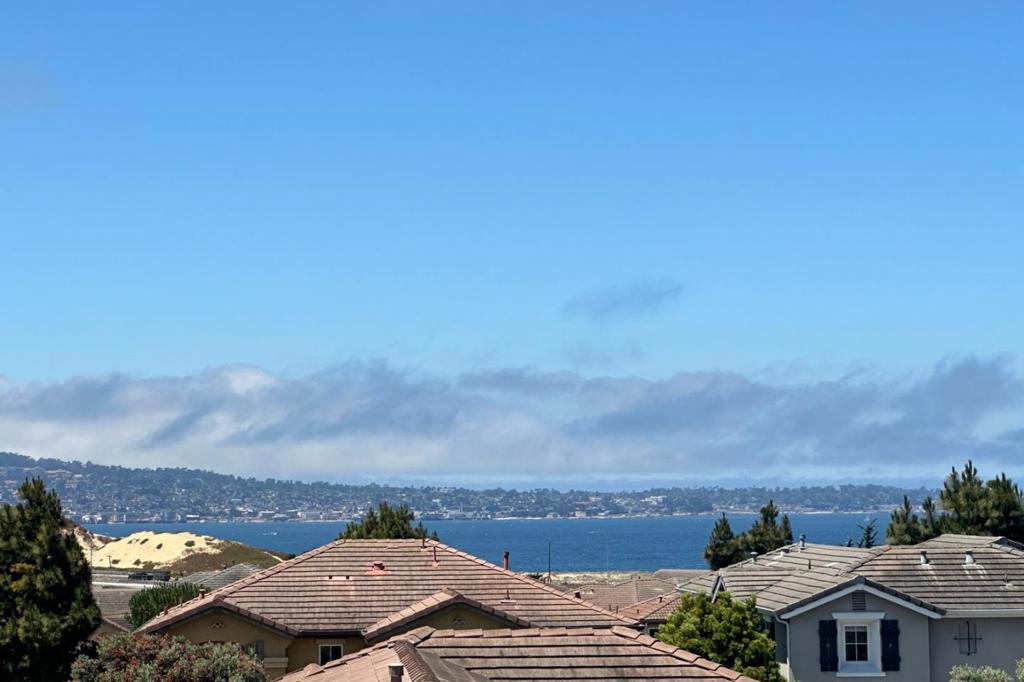 4760 Sea Crest Drive Property Photo 35