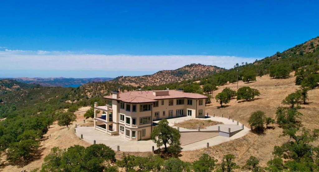 15169 Moccasin Ranch Road Property Photo 2