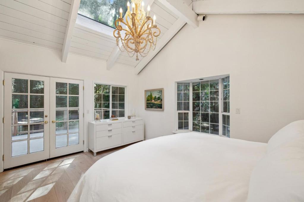 6774 La Honda Road Property Photo 21