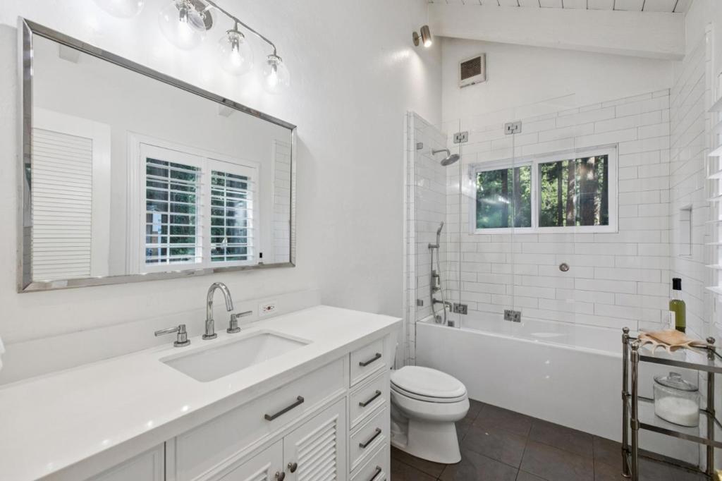 6774 La Honda Road Property Photo 24