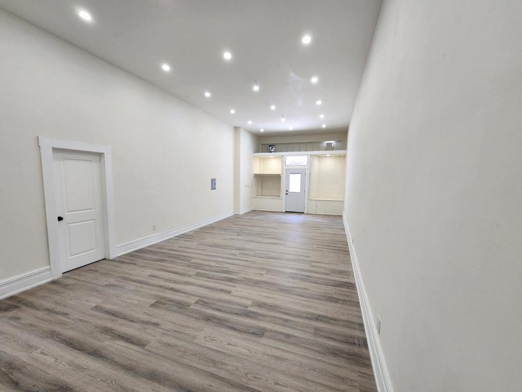 1226 Pacific Ave Property Photo 3