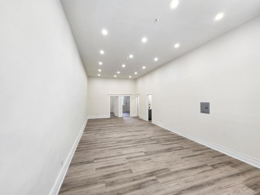 1226 Pacific Ave Property Photo 6