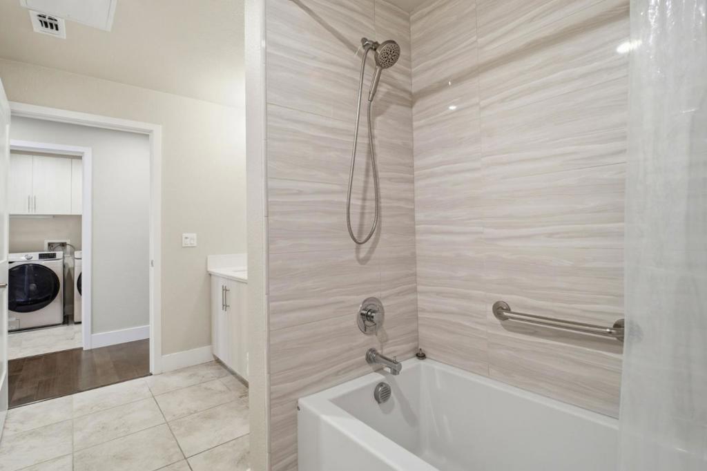 44868 Fremont Boulevard 303 Property Photo 17
