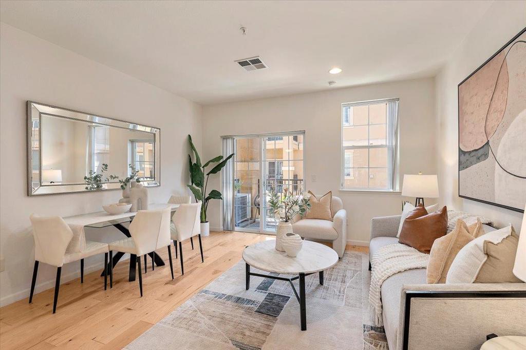 88 N Jackson Avenue 308 Property Photo 1