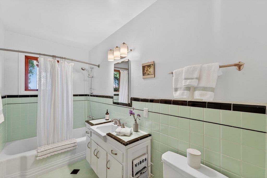 116 Monterey Street Property Photo 26