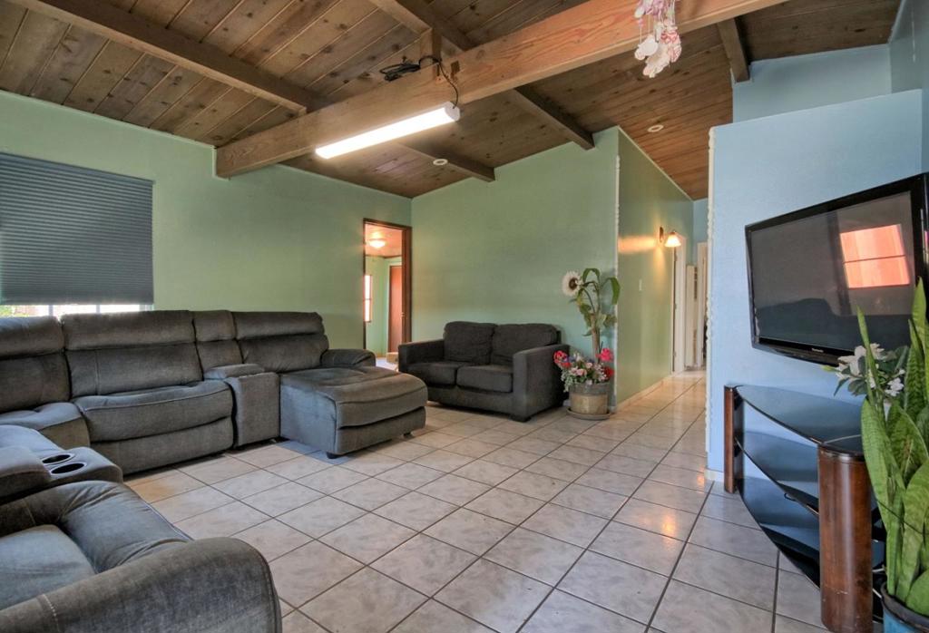 117 Magnolia Drive Property Photo 4