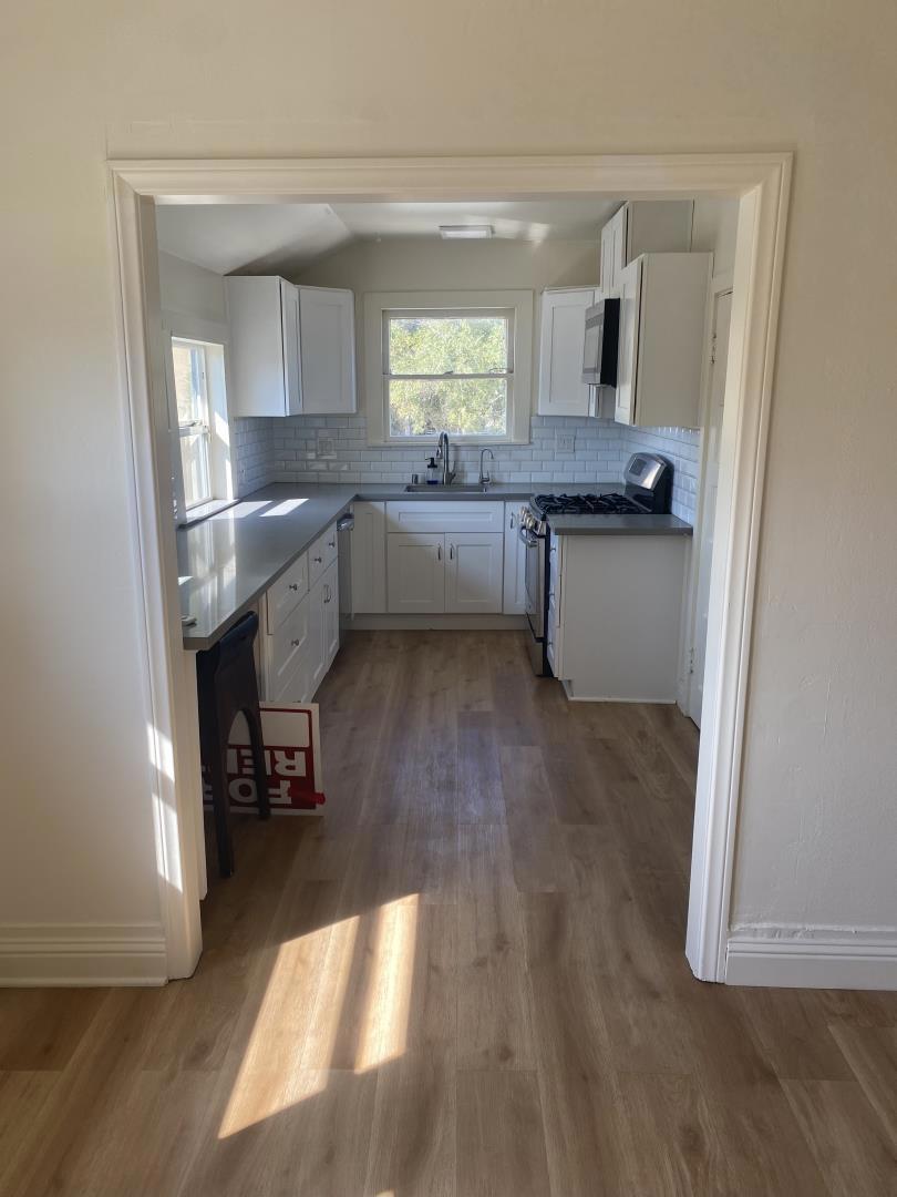 533 University Avenue Property Photo 2
