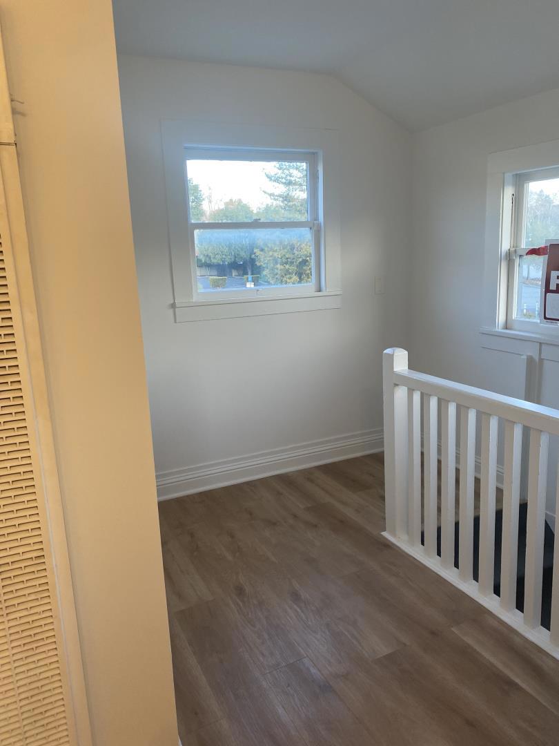 533 University Avenue Property Photo 16