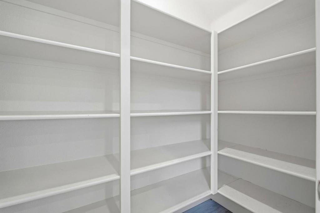 385 Line Street Property Photo 15