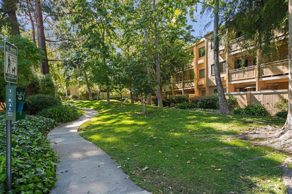 946 Kiely Boulevard A Property Photo 18