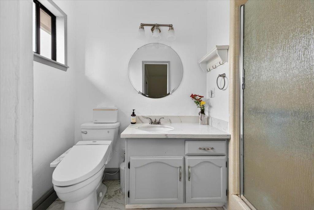 251 La Mesa Drive Property Photo 12