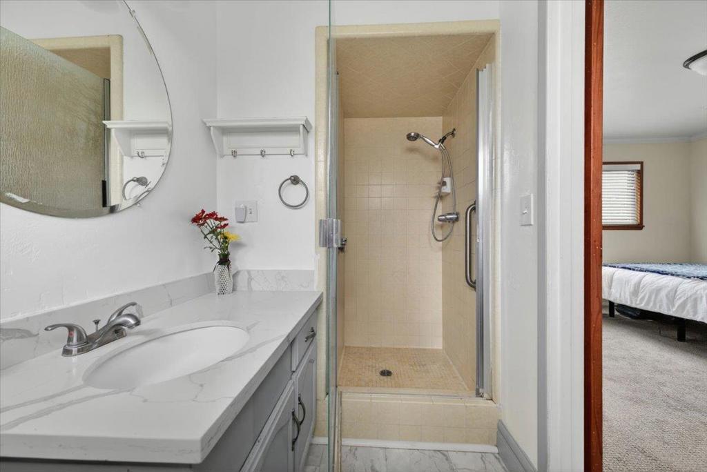 251 La Mesa Drive Property Photo 13