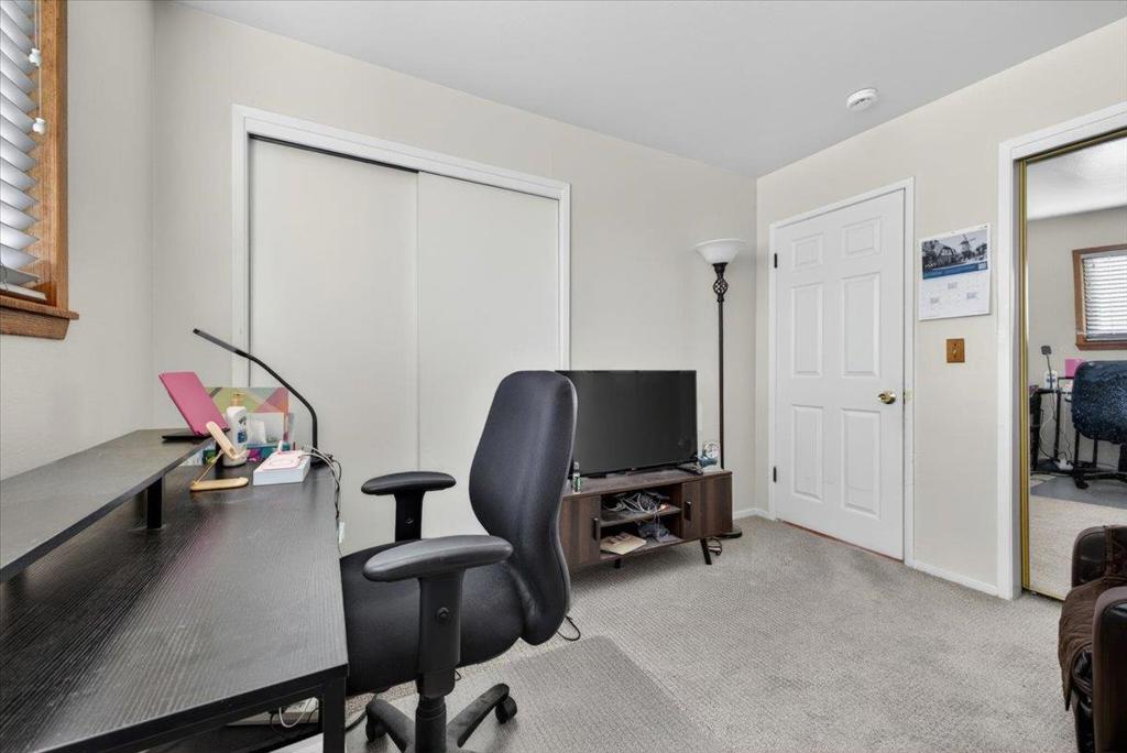 251 La Mesa Drive Property Photo 18